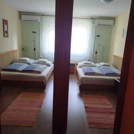 Apartment Liliom Gyula